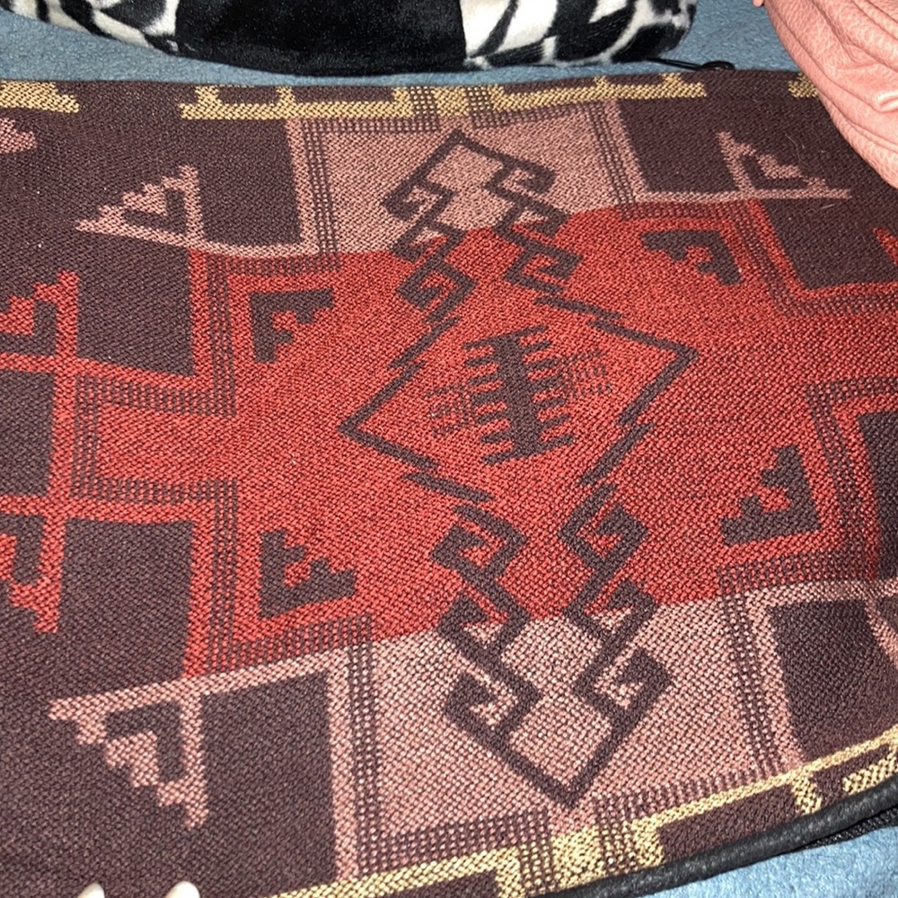 Purses - Picture 5 of 10